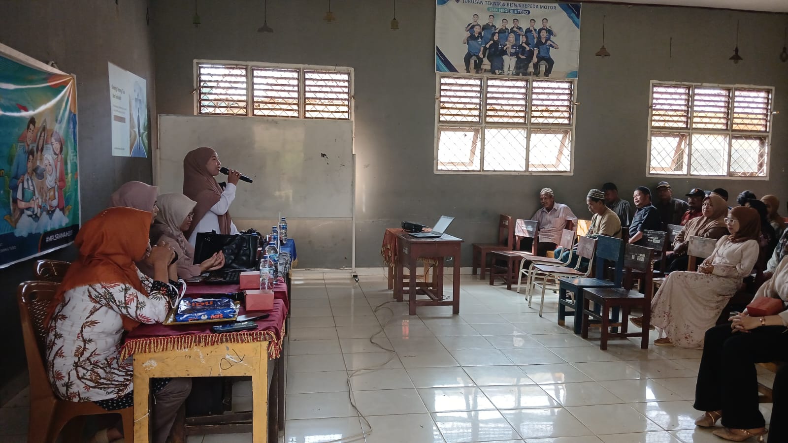 Perkuat Sinergi, SMK N 6 Tebo Gelar Kegiatan Parenting dalam Rangka MPLS T.A. 2026/2027